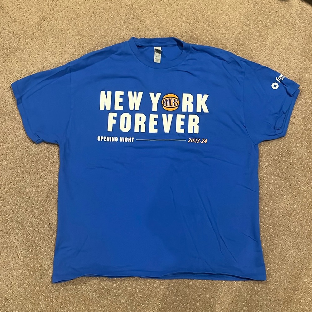New York Knicks NBA Opening Night 2023-2024 Season T-shirt. Size XL.